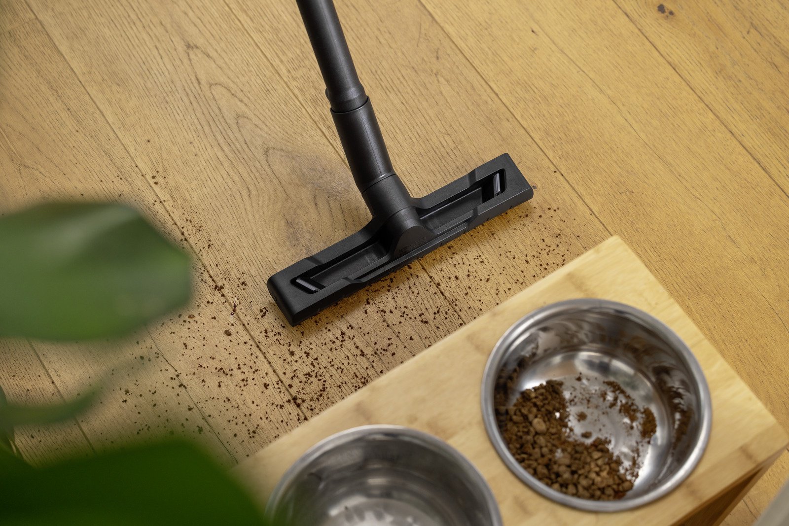 Пылесос Karcher SE 4 Go!Further черный