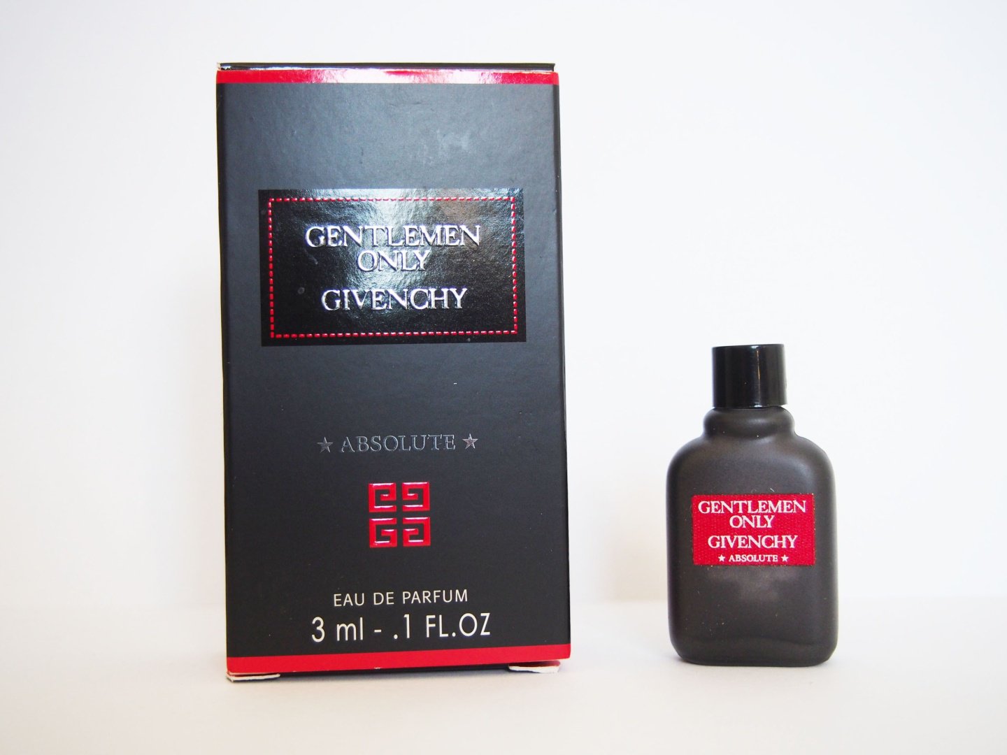 GIVENCHY Gentleman Only Absolute парфюмерная вода EDP 3 мл, для мужчин купить,NaN