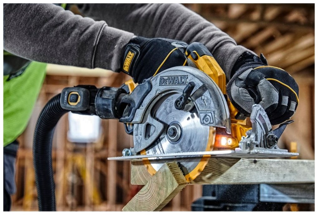Дисковая пила DeWALT DCS570P2-QW, аккумуляторная купить,321460