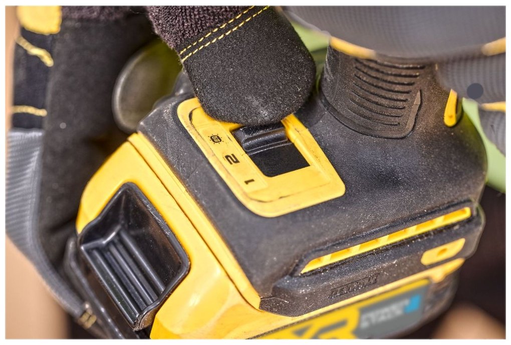 Шуруповерт DeWALT DCF870N-XJ купить,160730