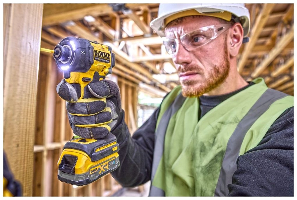 Шуруповерт DeWALT DCF870N-XJ купить,160730