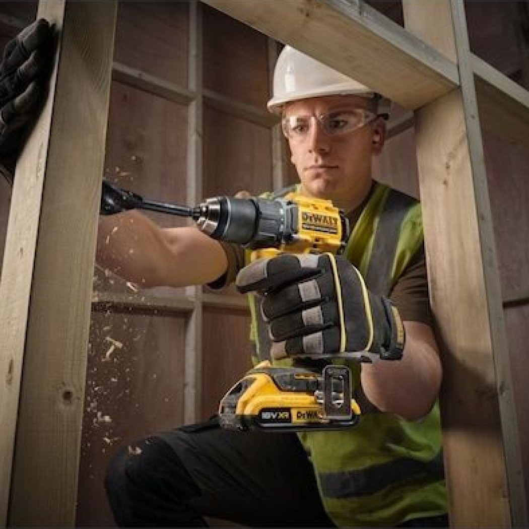 DeWALT дрель-шуруповерт DCD794D2T-QW купить,183690