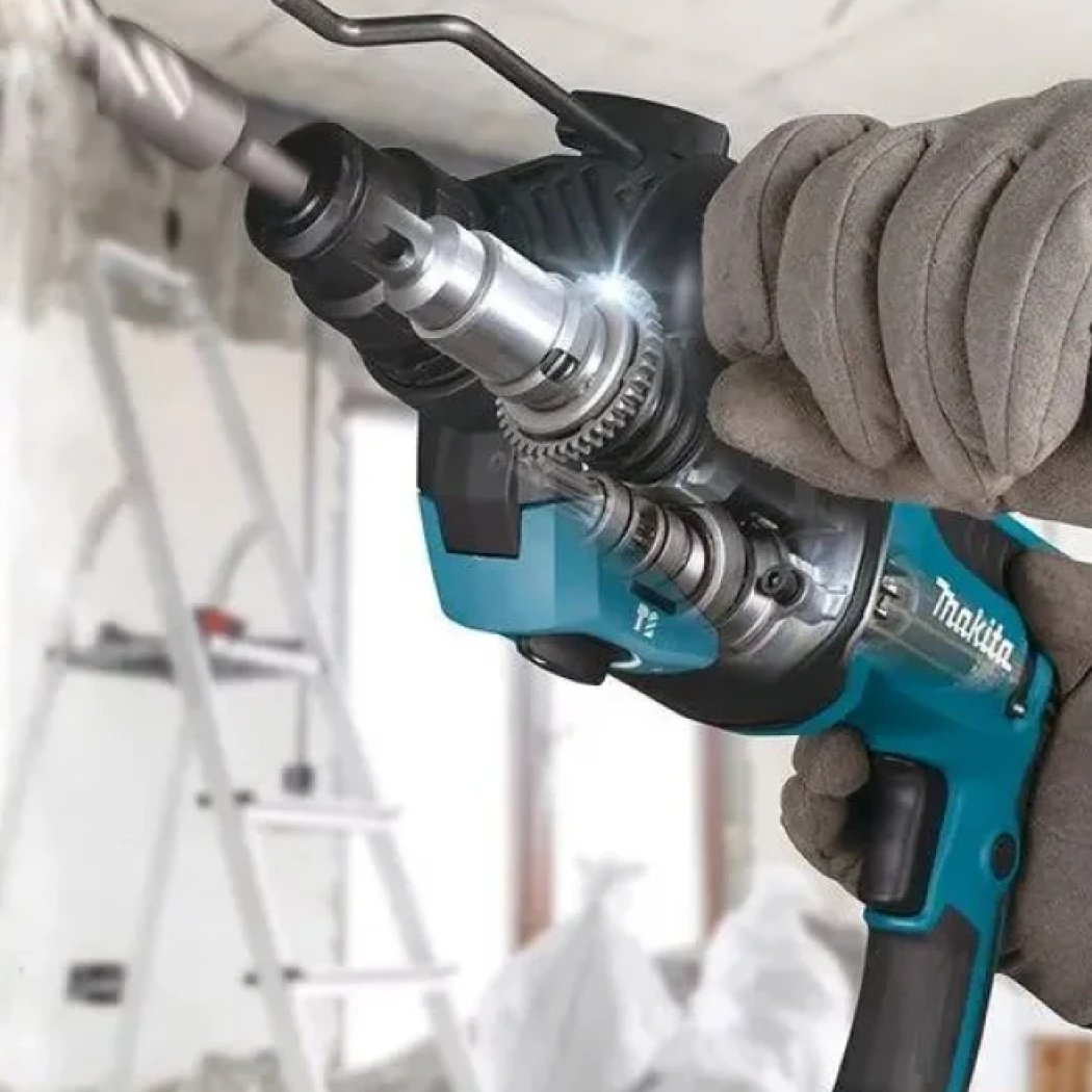 Перфоратор Makita HR2670 3 Дж, 800 Вт., SDS-Plus