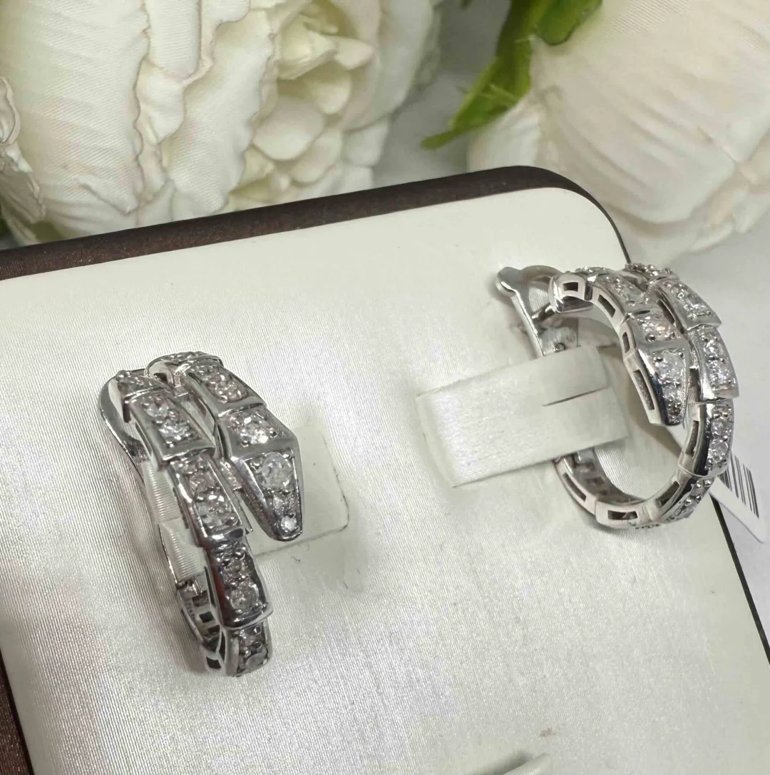 Серьги Luxrai бриллиант, белое золото 585 купить,NaN
