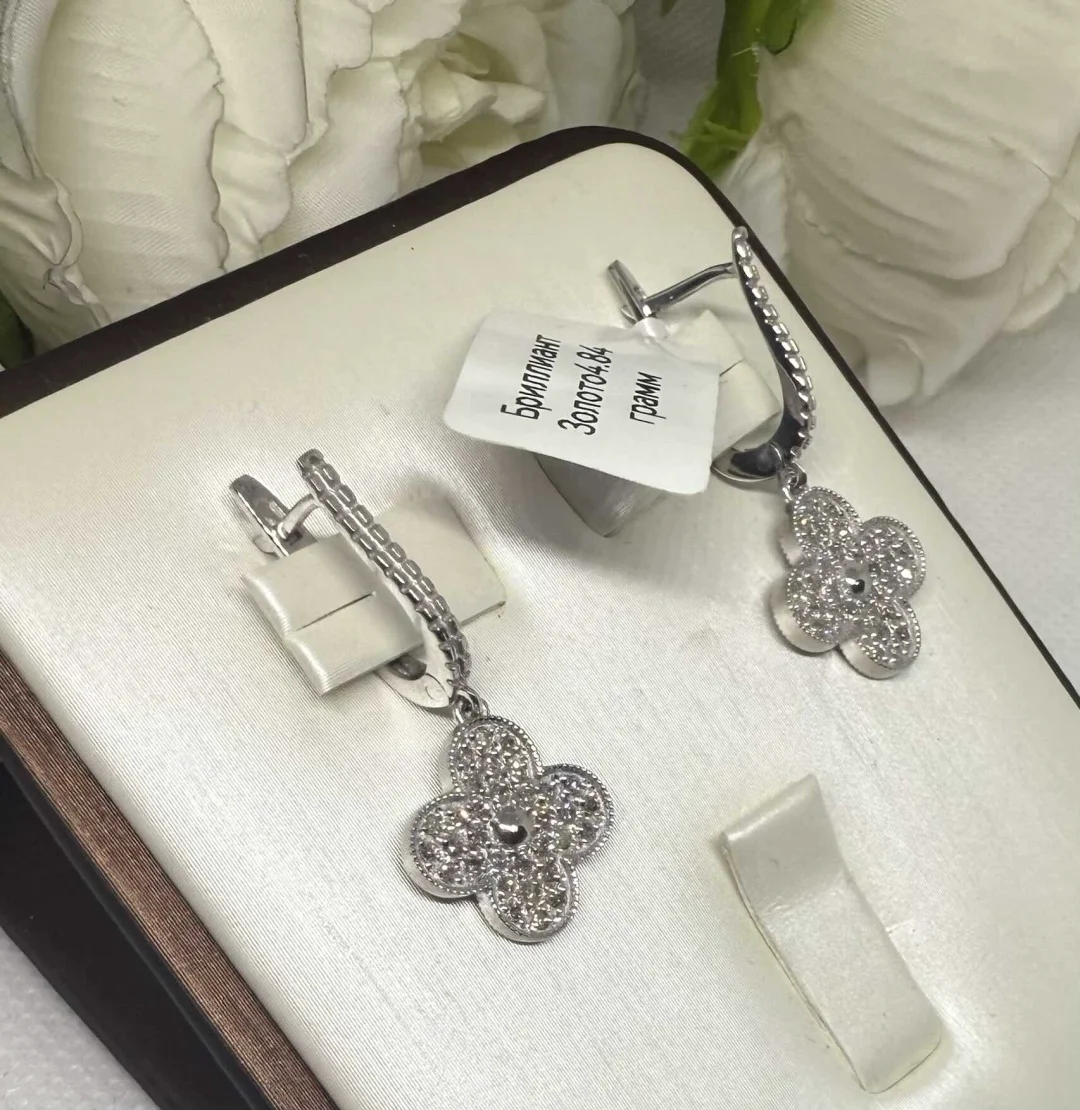 Серьги Luxrai бриллиант, белое золото 585 купить,NaN