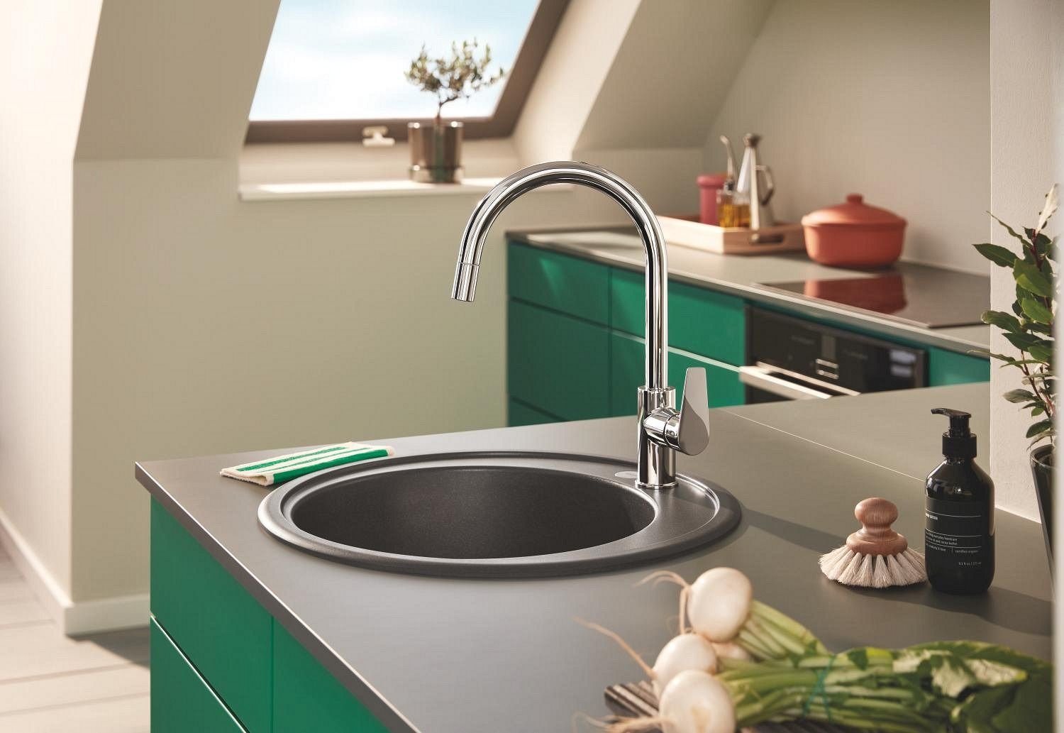 Смеситель для кухни Grohe 30536000, латунь, цвет серебристый купить,NaN