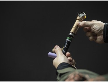 Турестический фонарь Armytek Wizard C2 Pro Max F06701CS кемпинговый коричневый купить,69990