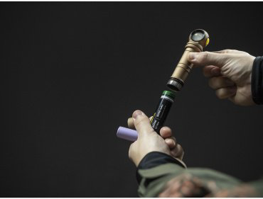 Турестический фонарь Armytek Wizard C2 Pro Max F06701CS кемпинговый коричневый купить,69990