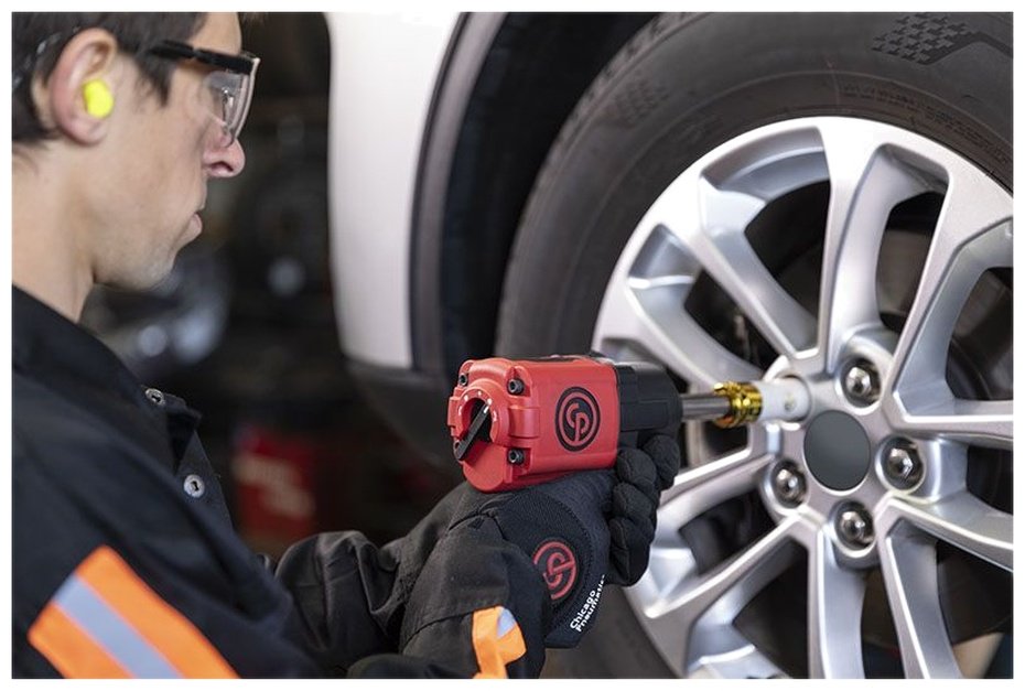 Ударный пневмогайковерт Chicago Pneumatic 8941077412 690 Нм