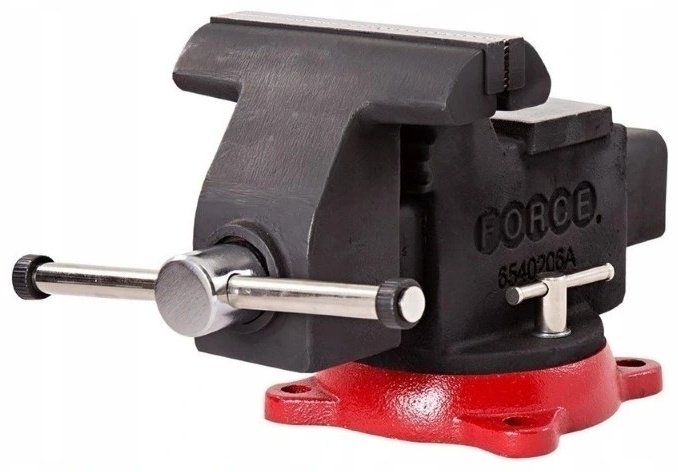 Тиски слесарные Force 6540206A, 150 мм