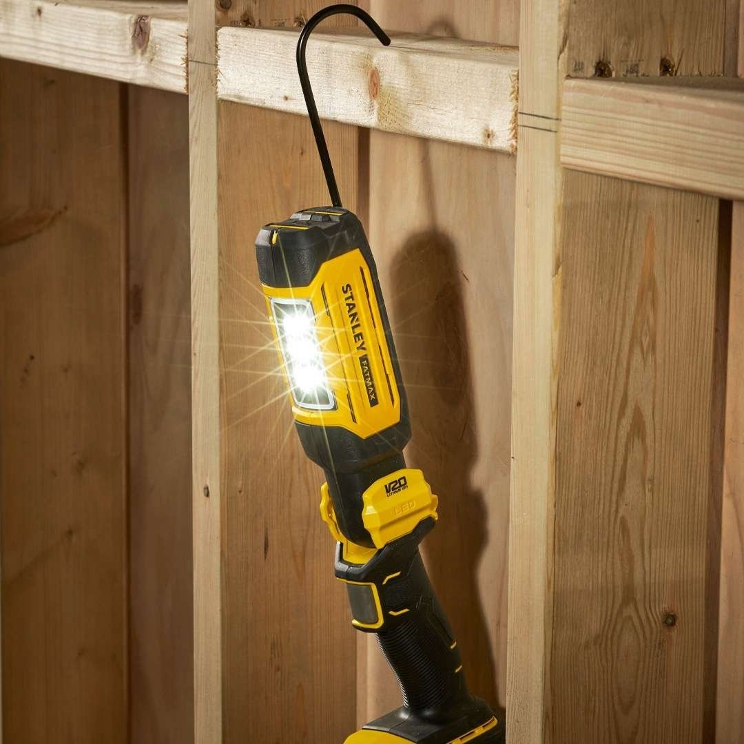 STANLEY ручной фонарь SFMCL050B-XJ питание от аккумулятора купить,NaN
