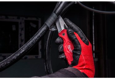 Нож Milwaukee 4932478560 красный
