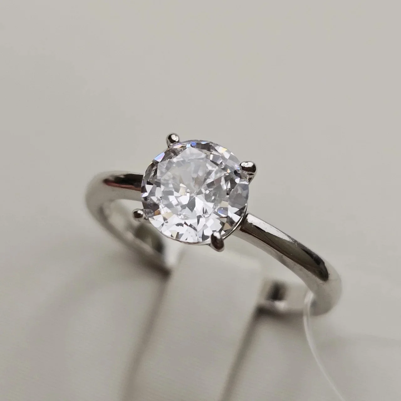 Кольцо Deimantas 112919332 17,5р 2,65гр. купить,NaN