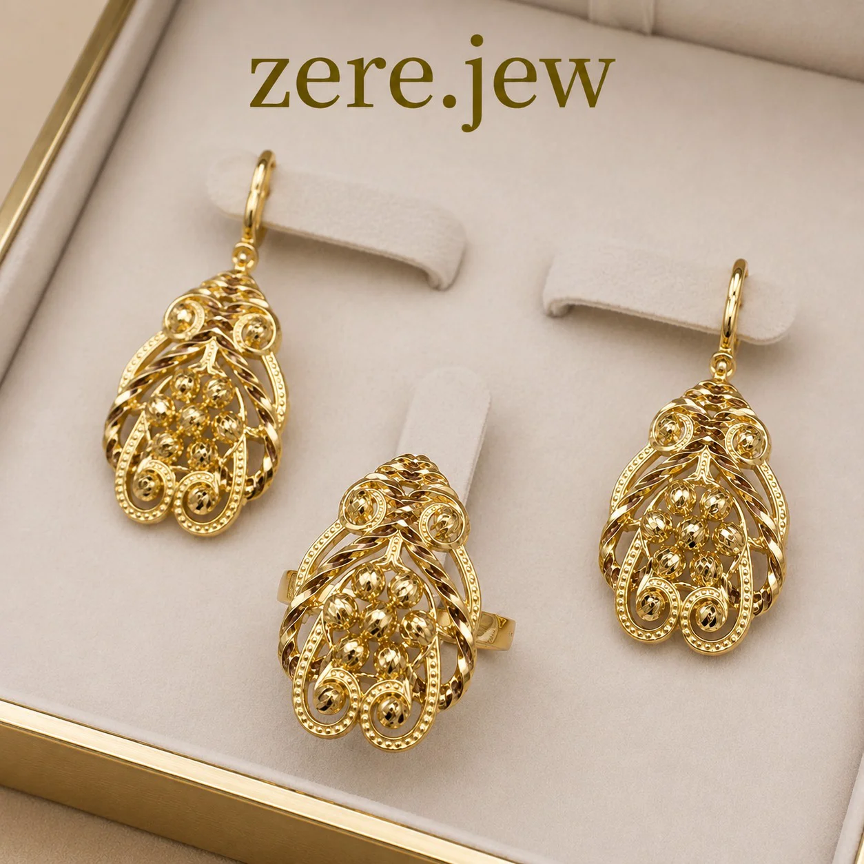 Комплект Zere ZR06092601 10.46гр 18.5р купить,784500