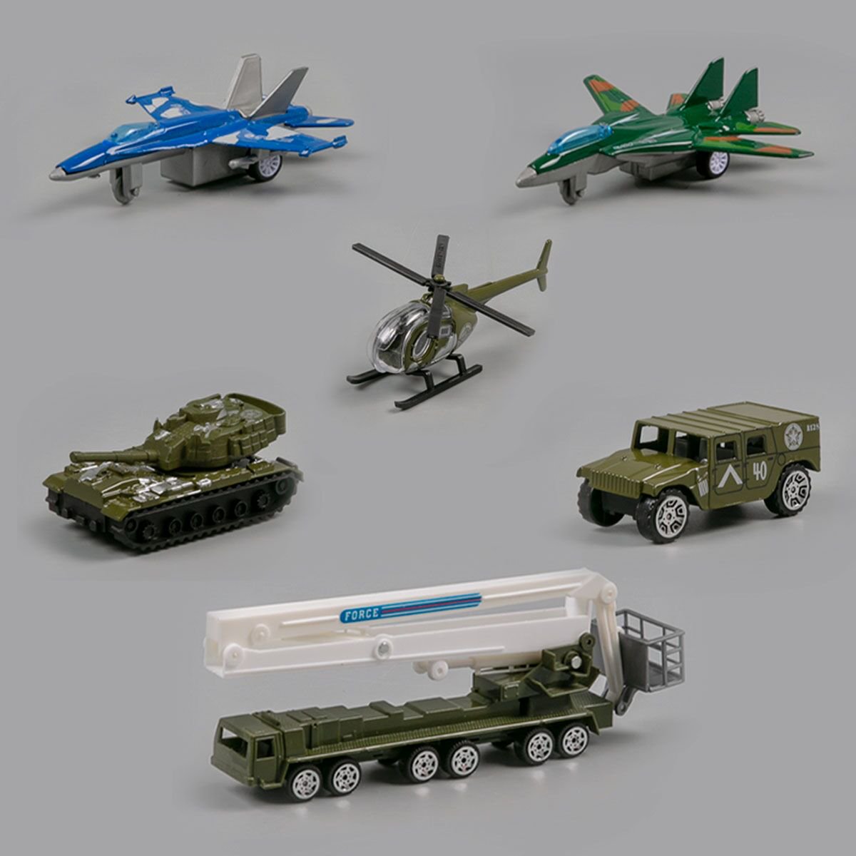 Игровой набор XinYu Военная база 40 предметов С 89726C купить,NaN