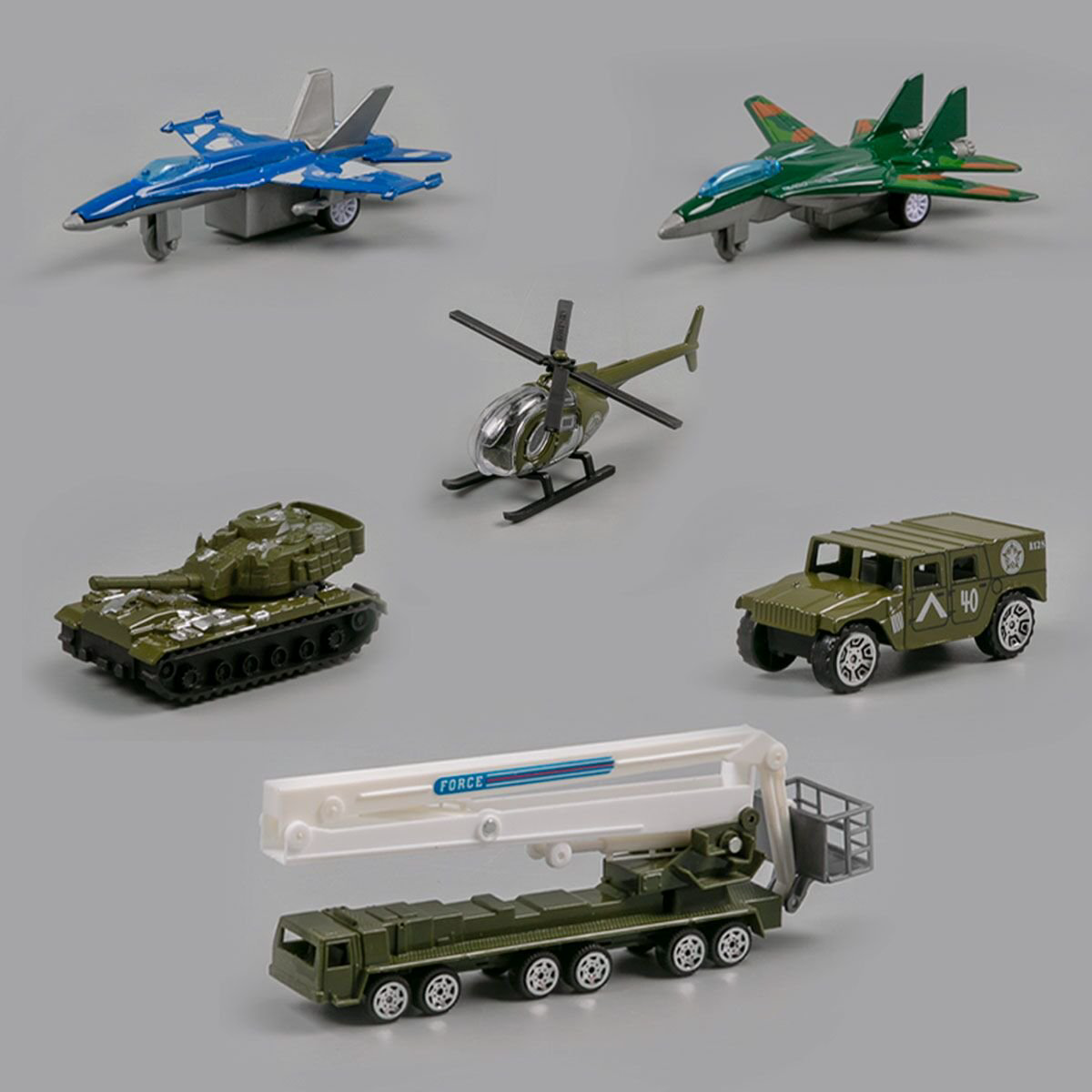 Игровой набор XinYu Военная база 40 предметов С 89726C купить,NaN