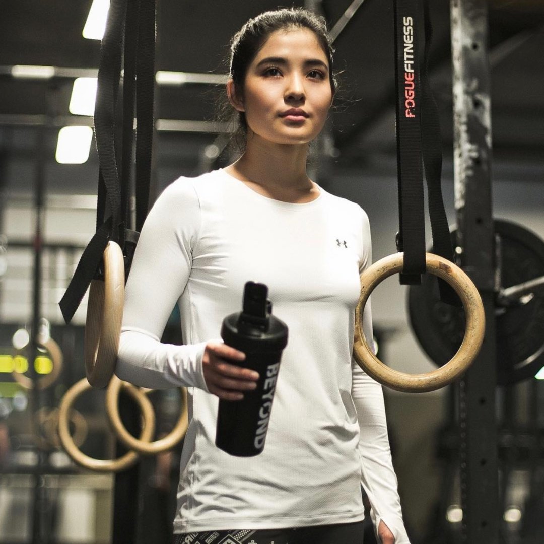 Протеин BEYOND Whey Protein йогурт, персик 900 г купить,21500