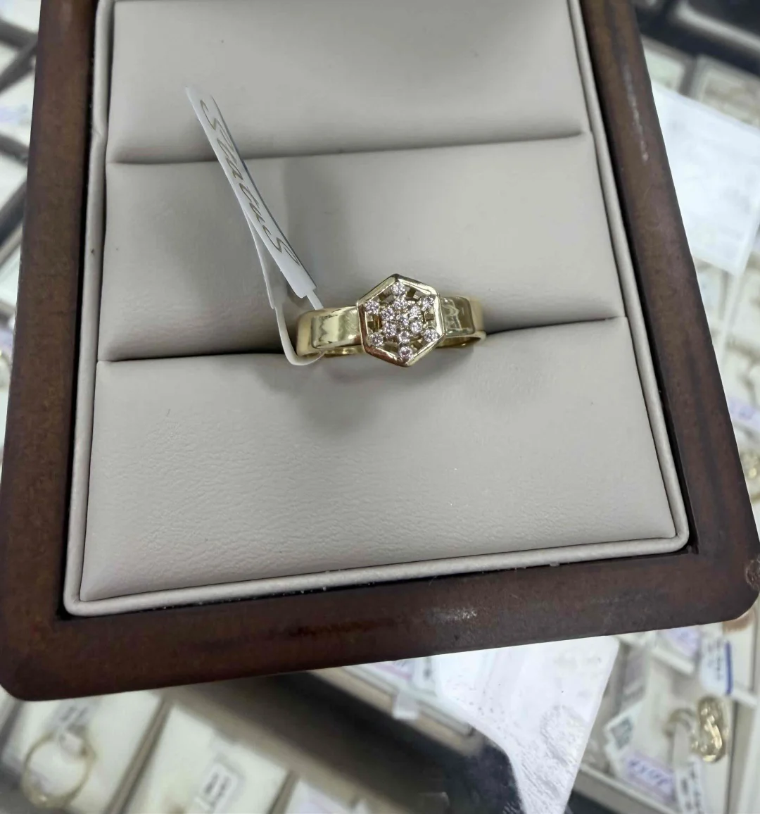 Комплект украшений Luxrai золото, фианит желтое золото 585 купить,NaN