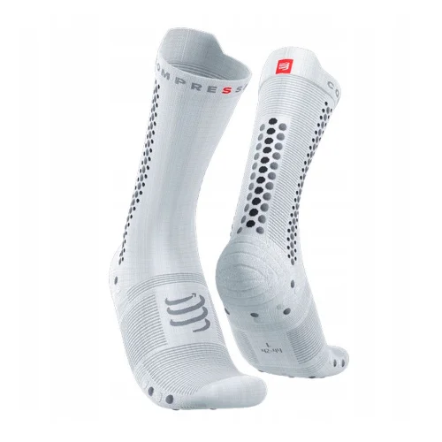 Носки Compressport  Pro racing socks v4.0 bike XU00049B-090 белые T1 35-38 купить,NaN