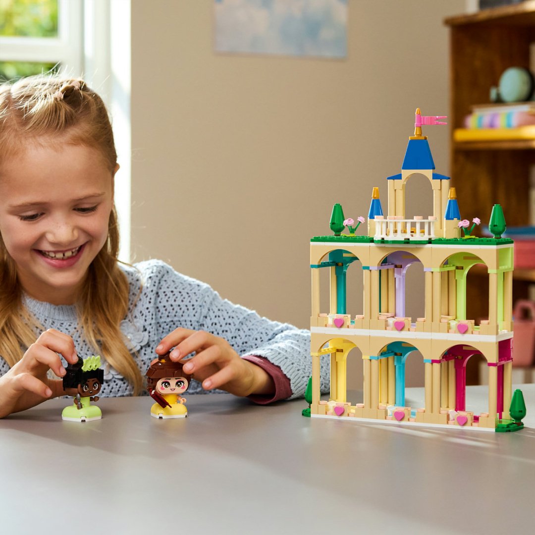Конструктор LEGO Мини Белль и Тиана с замком 43291, деталей 358 шт купить,NaN