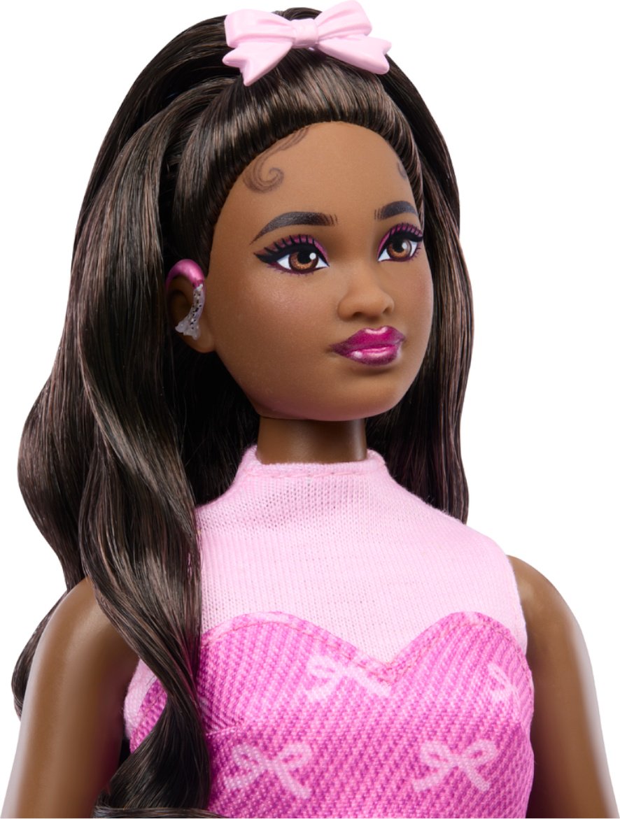 Кукла-модель Barbie Barbie Fashionistas DELUXE «Брюнетка в розовом джинсовом костюме» 29 см купить,NaN