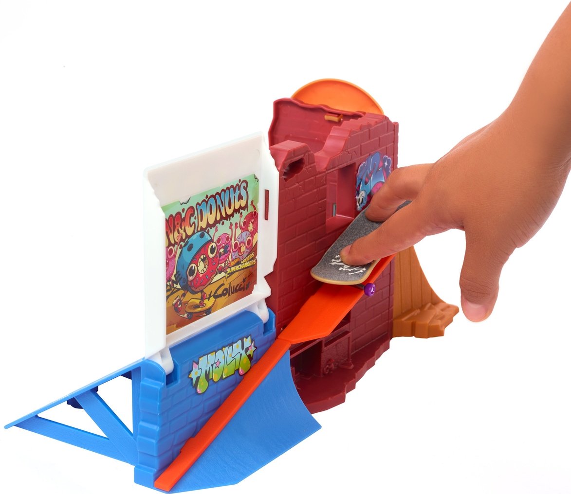 Набор Skate. Пончиковый скейтпарк Hot Wheels HGT91/HGT92 купить,NaN