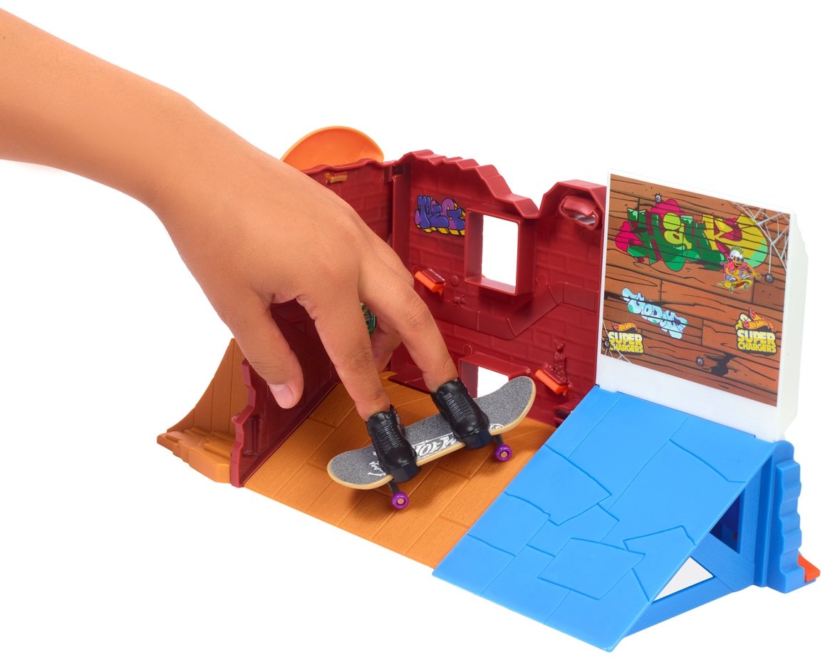 Набор Skate. Пончиковый скейтпарк Hot Wheels HGT91/HGT92 купить,NaN
