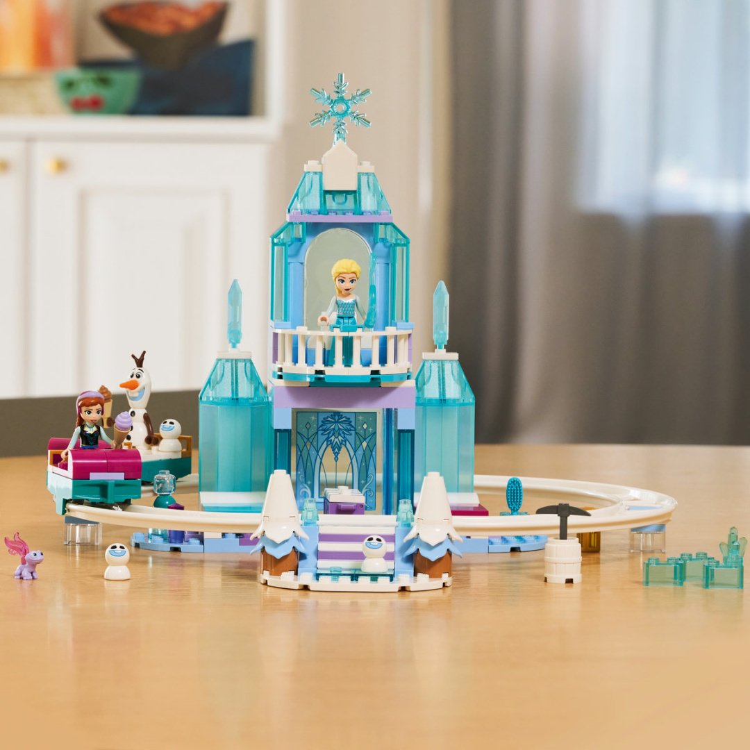 Конструктор LEGO Ледяной замок Эльзы и снежная горка 43281, деталей 216 шт купить,NaN