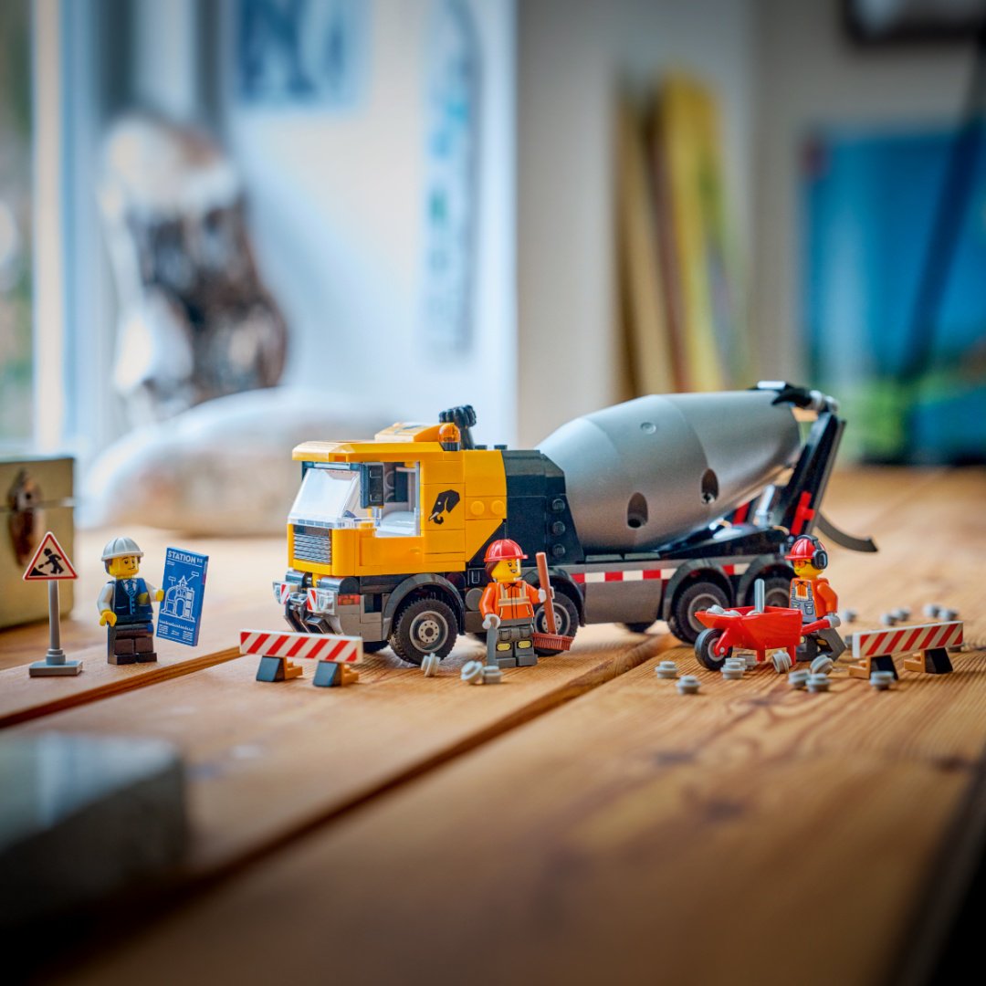 Конструктор LEGO Бетономешалка 60478, деталей 371 шт купить,36085