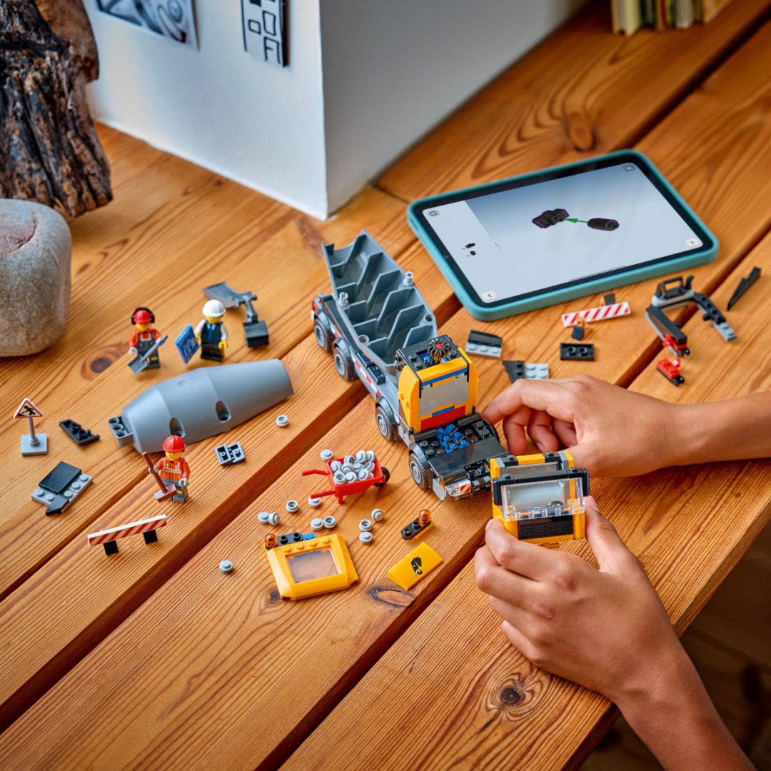 Конструктор LEGO Бетономешалка 60478, деталей 371 шт купить,36085