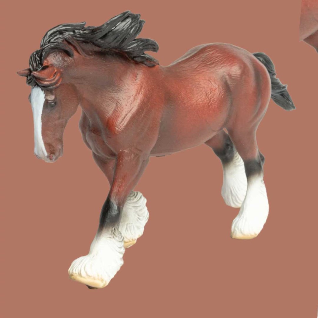 Collecta Клейдесдальский тяжеловоз 12.4 см 1 шт купить,NaN
