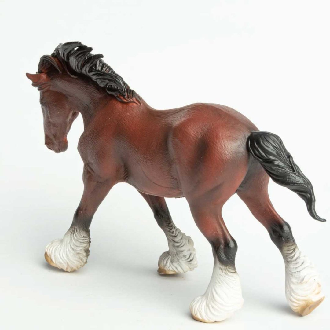 Collecta Клейдесдальский тяжеловоз 12.4 см 1 шт купить,NaN