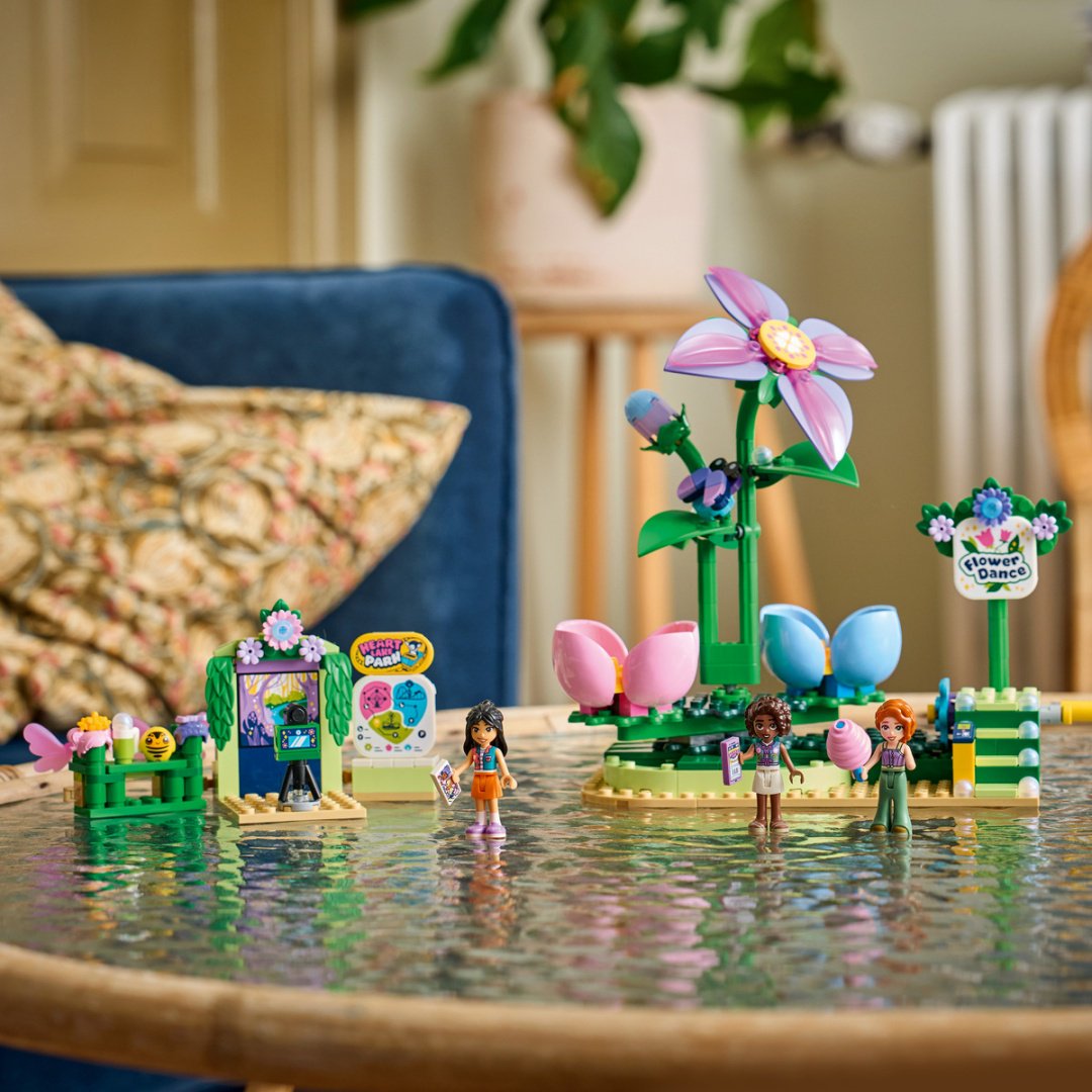 Конструктор LEGO Friends 42702, деталей 321 шт купить,NaN