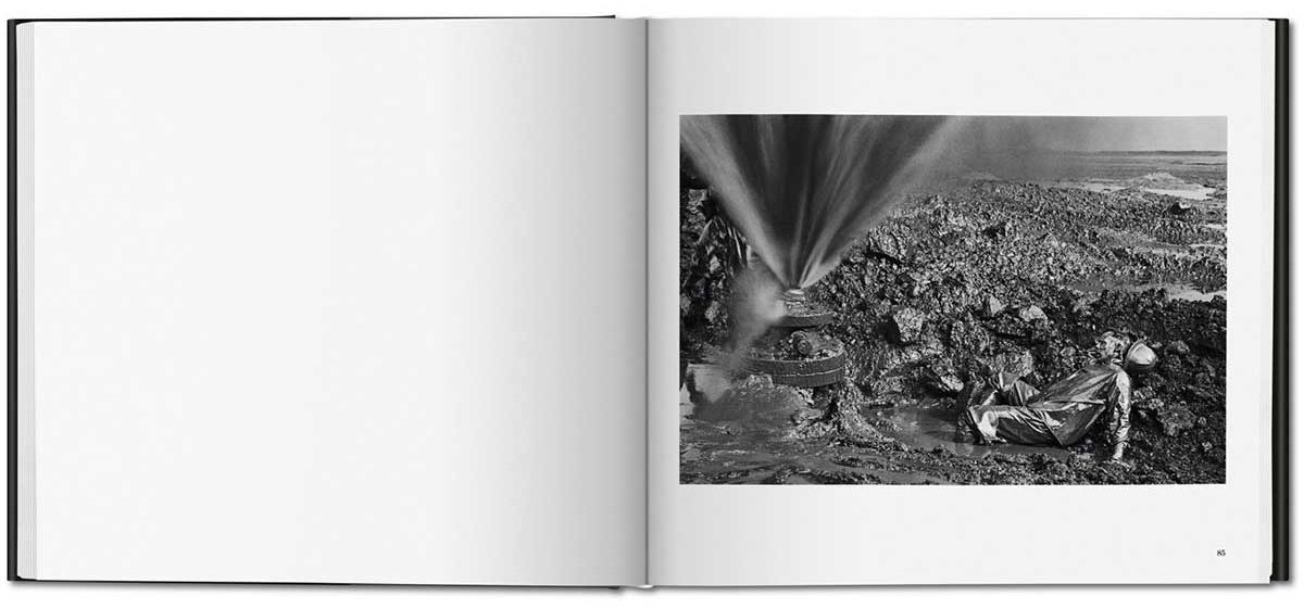 Книга Sebastiao Salgado. Kuwait. A Desert on Fire купить,NaN