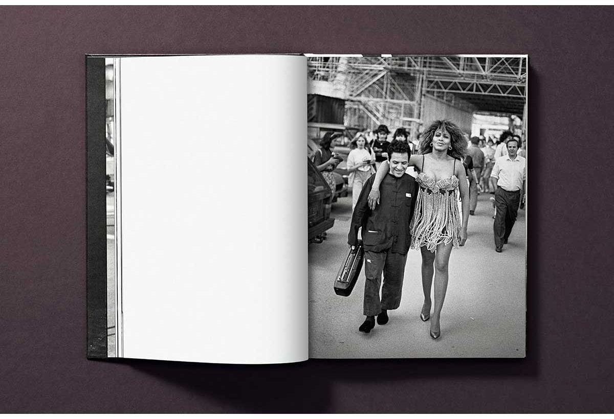 Книга Erwin Bach: Tina Turner by Peter Lindbergh купить,NaN