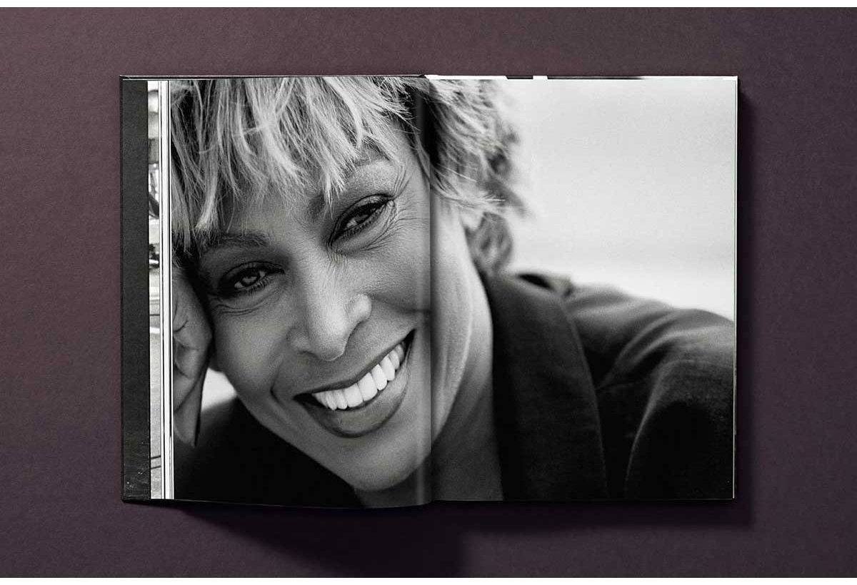 Книга Erwin Bach: Tina Turner by Peter Lindbergh купить,NaN