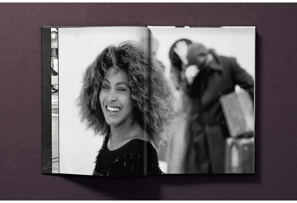 Книга Erwin Bach: Tina Turner by Peter Lindbergh купить,NaN