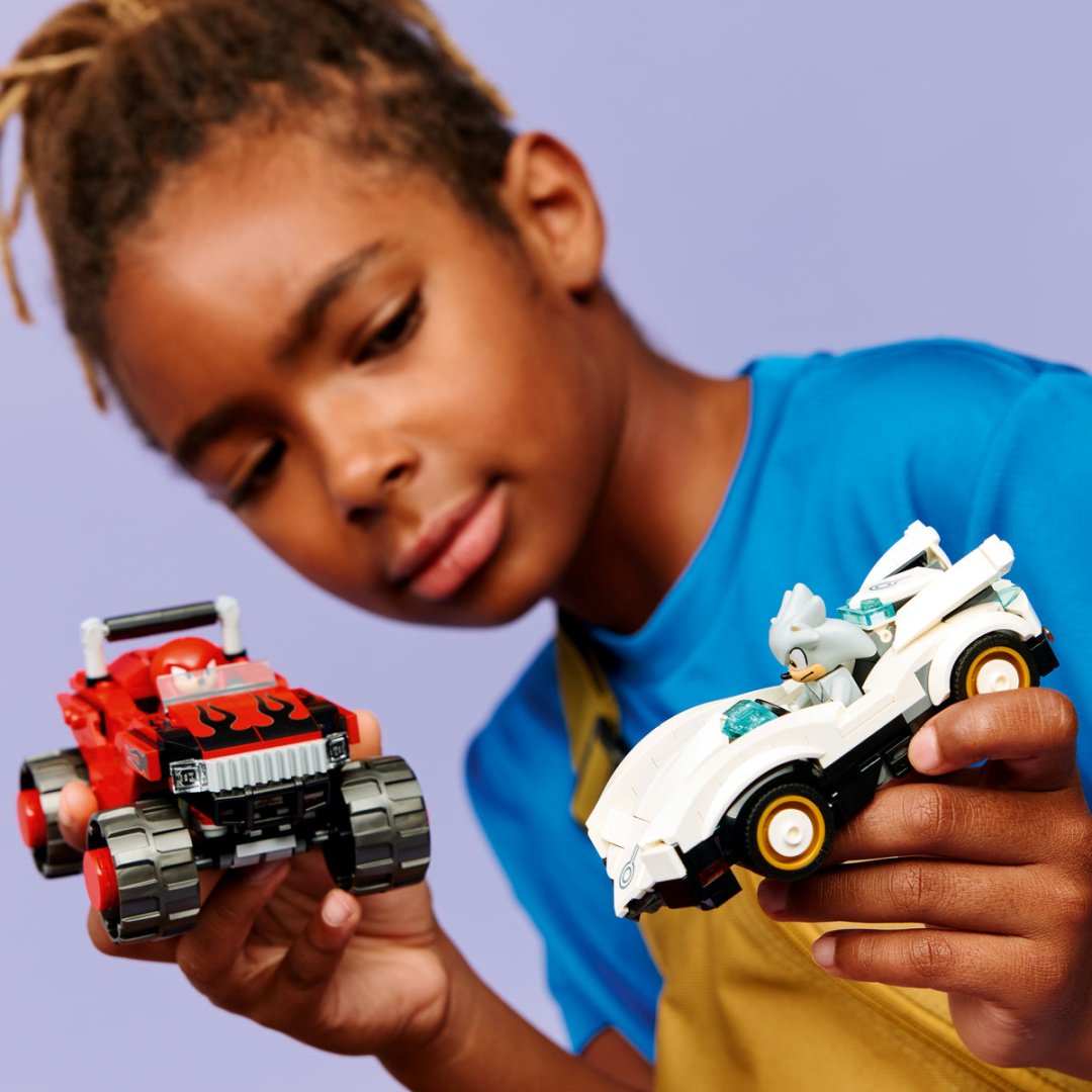 Конструктор LEGO Автомобиль Сильвера против монстр-трака Наклса 77118, деталей 378 шт купить,NaN