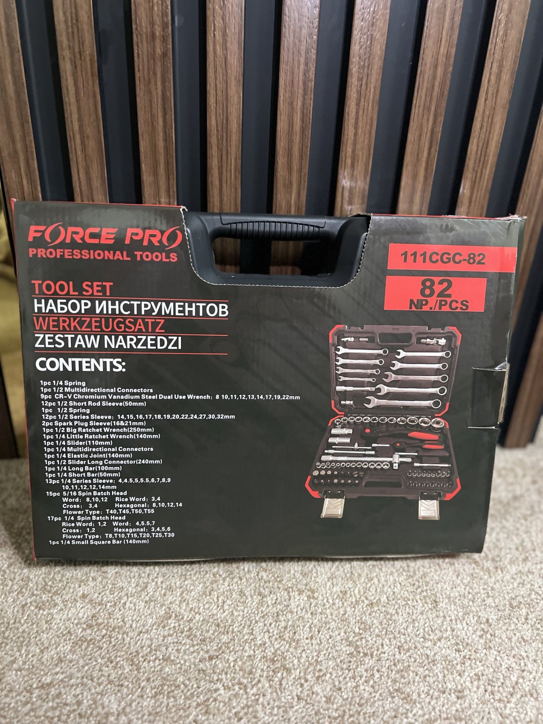 Набор инструментов автомобильный 82 в 1 FORCE PRO 111GCG-82