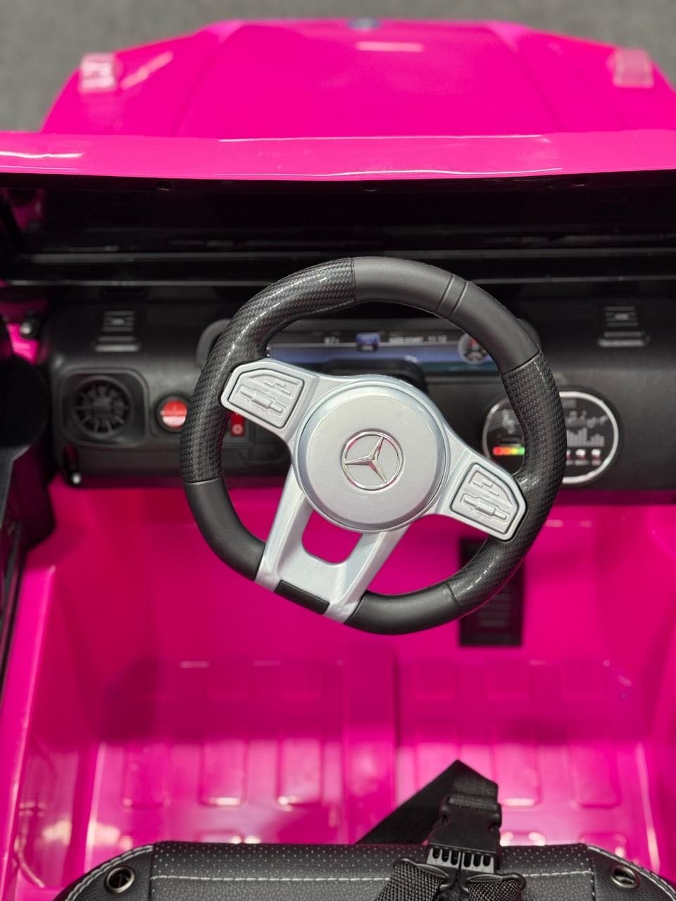 ESCON Mercedes-Benz V12 ESCON розовый купить,99999