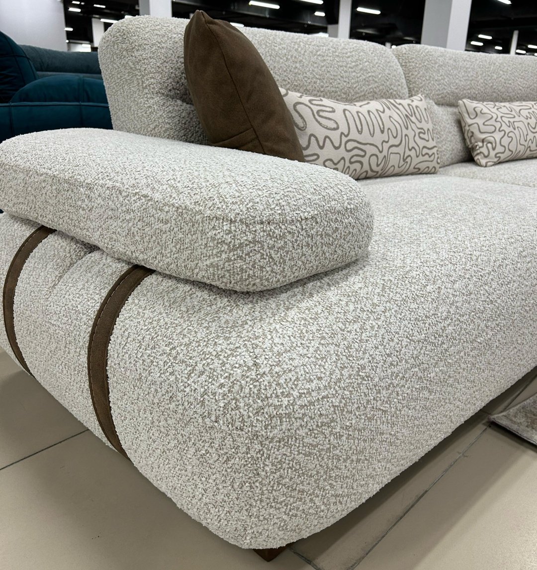 Диван TURAN HOME Lavida, 360х100 см, обивка букле, белый купить,470000
