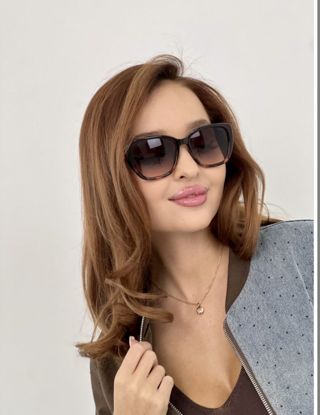 SOFIYA квадратные однотонные