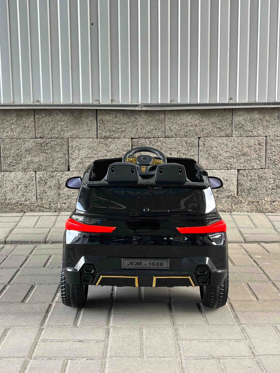 BOBO Электромашина BMW XM черный купить,75000