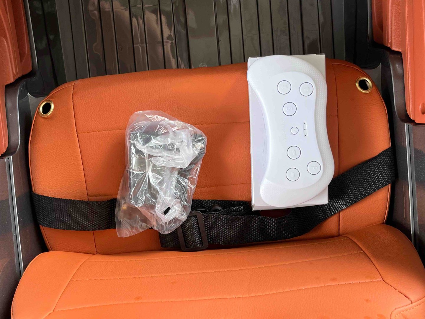 BOBO Электромашина BMW XM серый купить,NaN