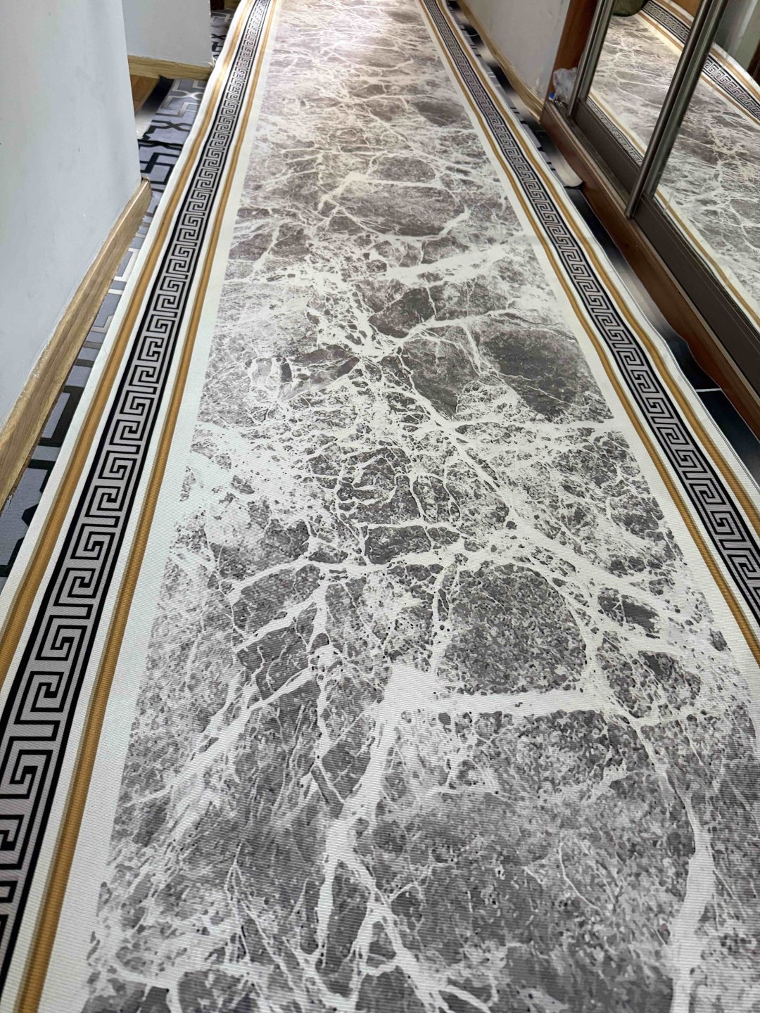 Декоративный коврик 90x400 см, безворсовый, Китай