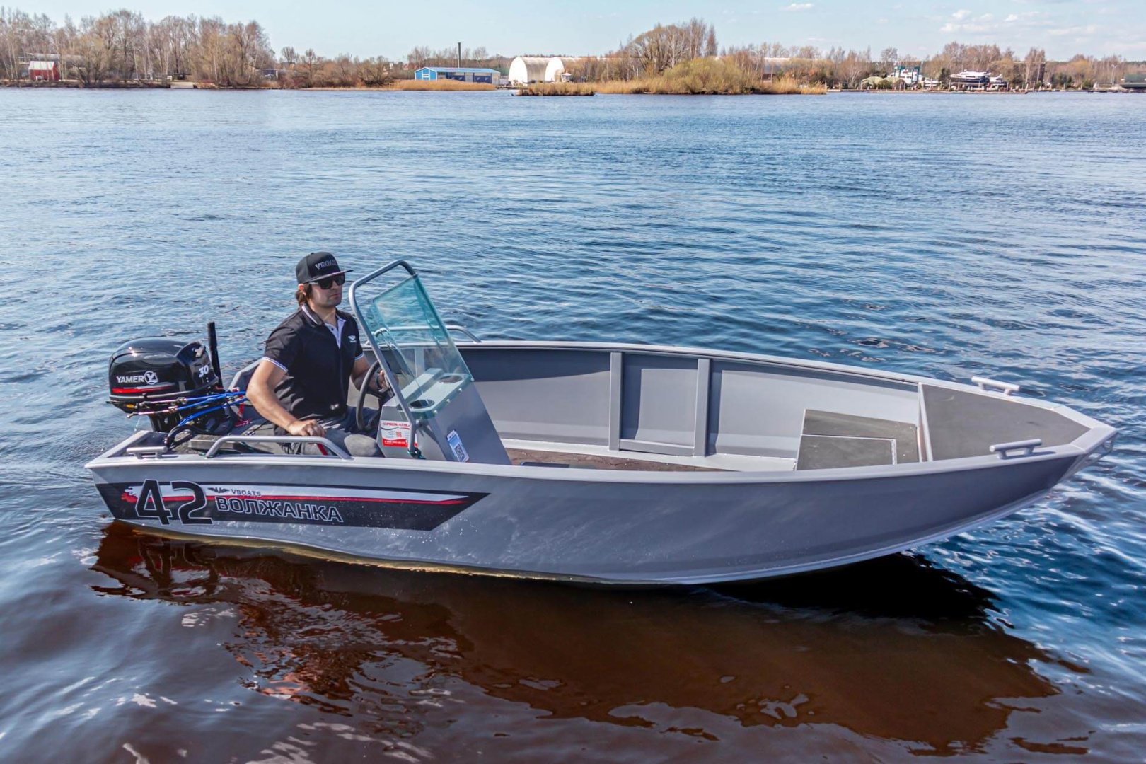 Лодка VBOATS Волжанка 42 Scout зеленый купить,NaN