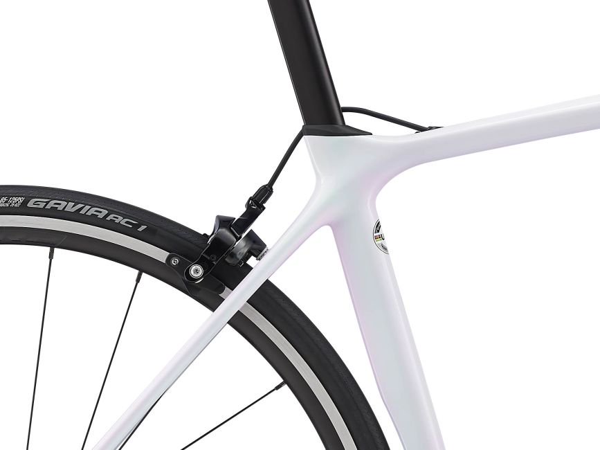 Велосипед TCR Advanced 2-King of Mountain 2021 S-04 700 белый купить,NaN