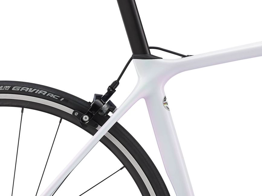 Велосипед TCR Advanced 2-King of Mountain 2021 S-04 700 белый купить,NaN