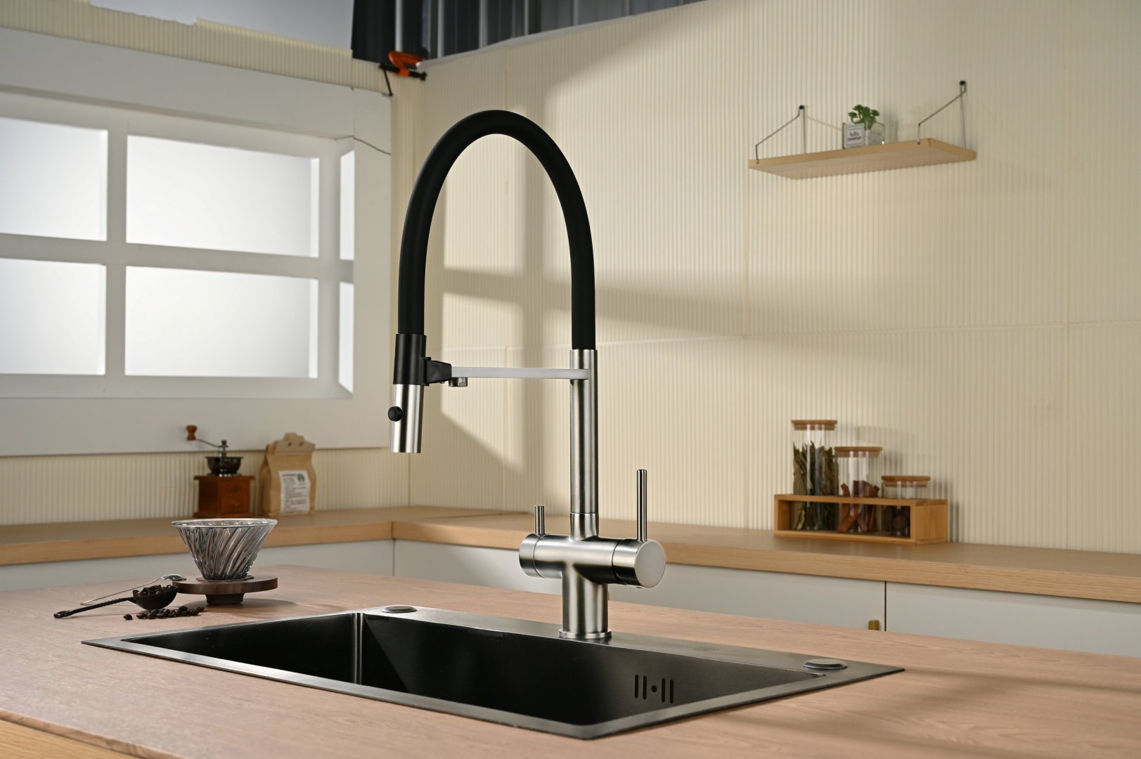 Смеситель Vincea VKF-120CH, латунь, цвет черный, хром купить,219200