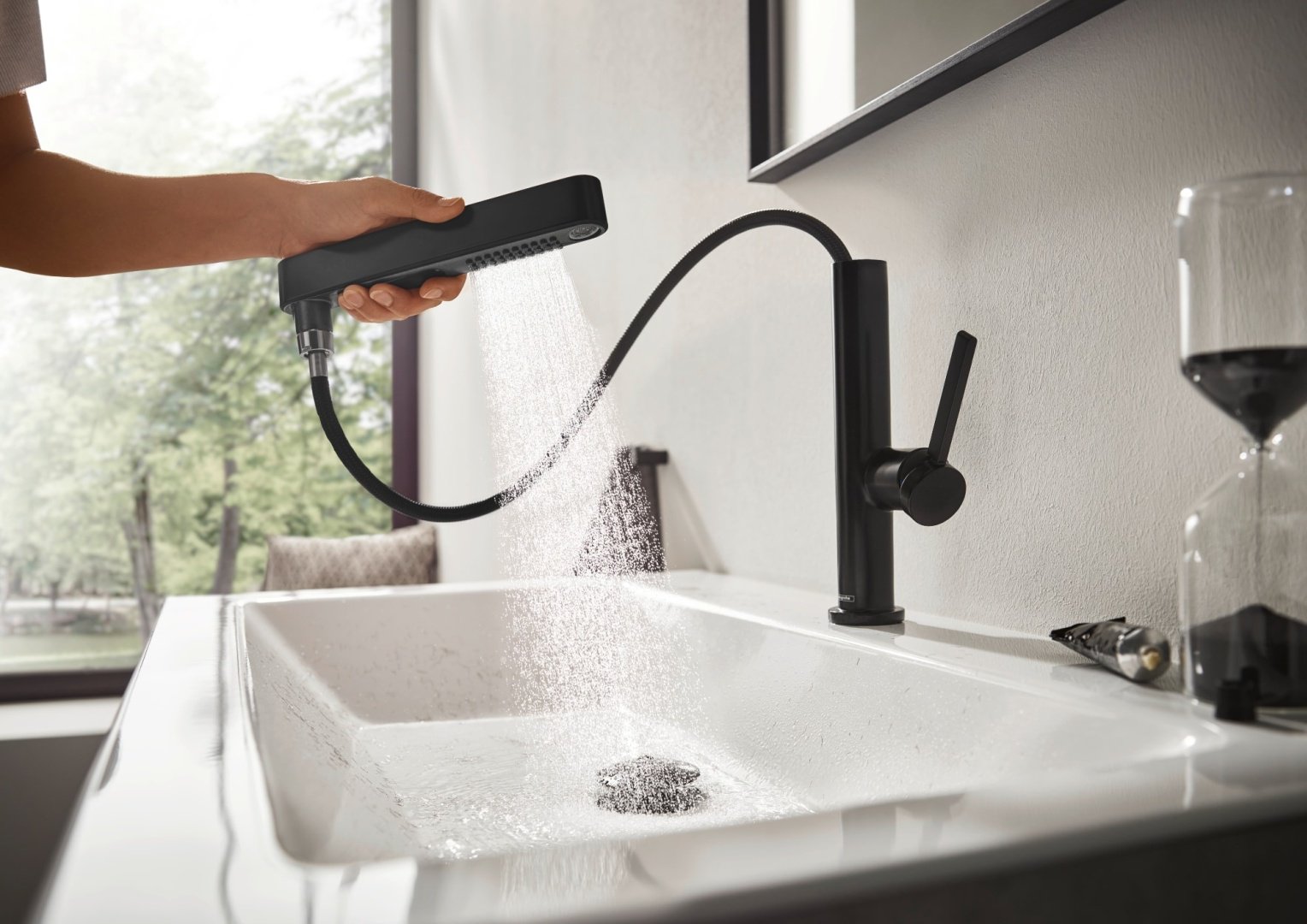 Смеситель Hansgrohe Finoris 76063340, латунь, цвет черный